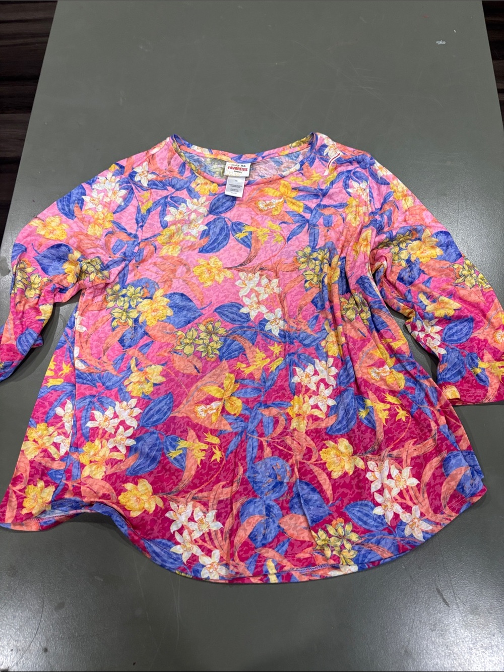 Ruby red Pink Floral Scoop Neck Women's Top